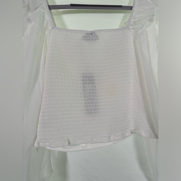 Vici Collection Julie Ruffle Shoulder Crop Top Size Medium - Picture 5 of 8